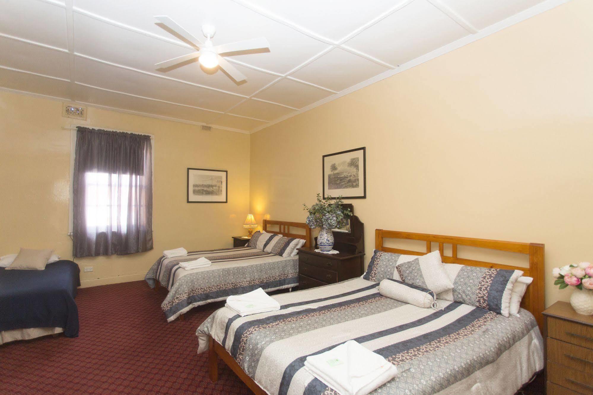 Southern Railway Hotel Goulburn Kültér fotó